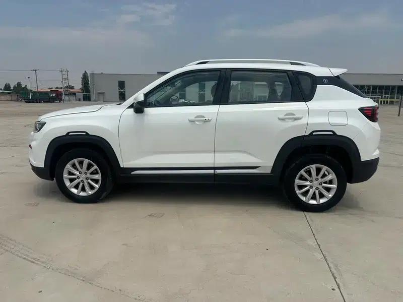 Changan CS35 PLUS 2021 Glory Million Edition 1.6L CVT Deluxe Edition — миниатюра 4