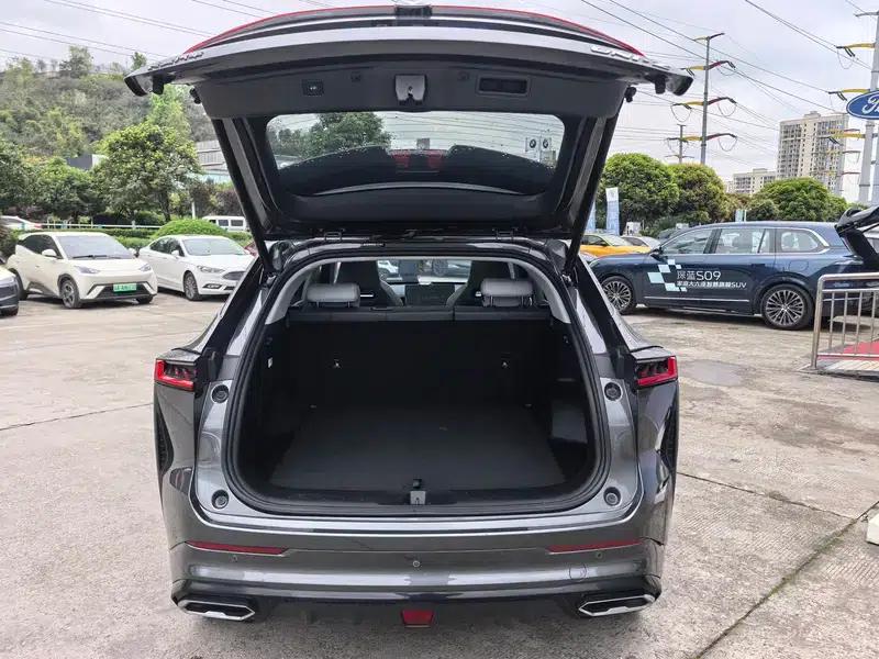 Changan UNI-Z 2025 1.5T DCT Luxury Edition — миниатюра 17