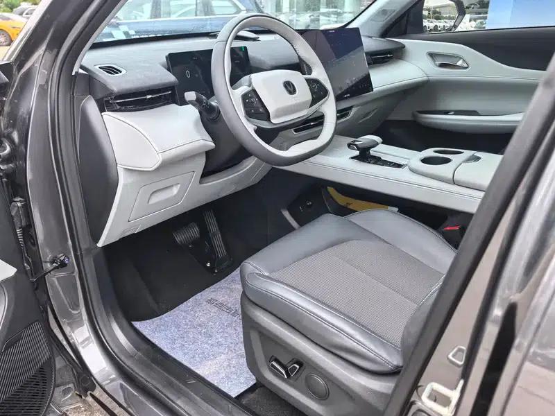 Changan UNI-Z 2025 1.5T DCT Luxury Edition — миниатюра 18