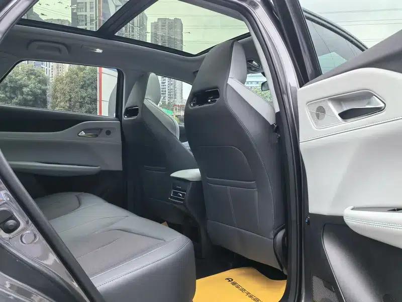 Changan UNI-Z 2025 1.5T DCT Luxury Edition — миниатюра 19
