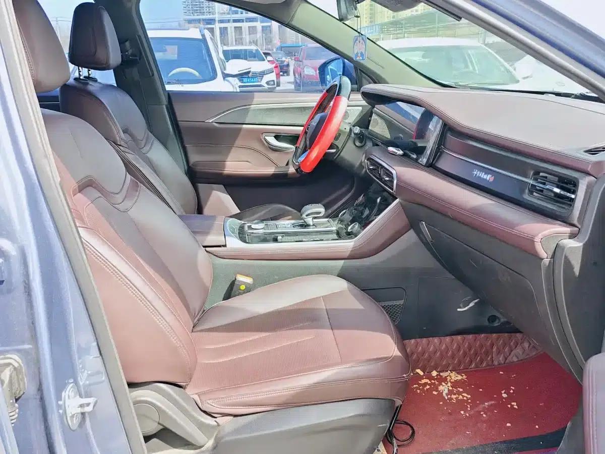 Jetour X90 2022 Zilong 2.0T DCT Tiger Edition 7-seater — миниатюра 6