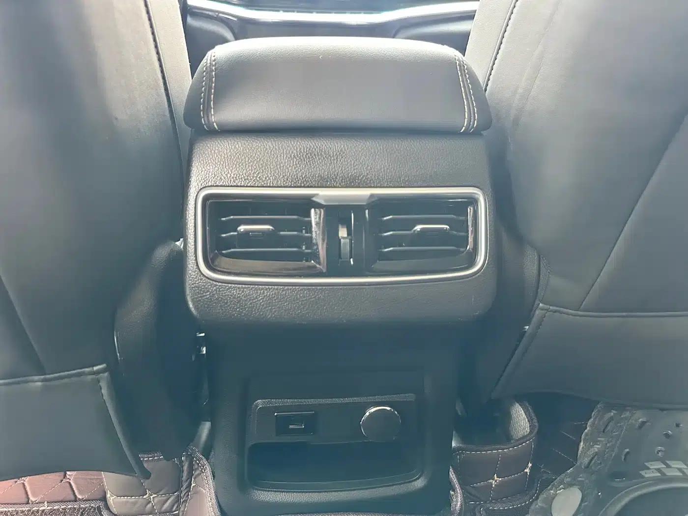 Jetour X90 2019 1.5T Automatic Premium 5-seater National V Emission Standard — миниатюра 23