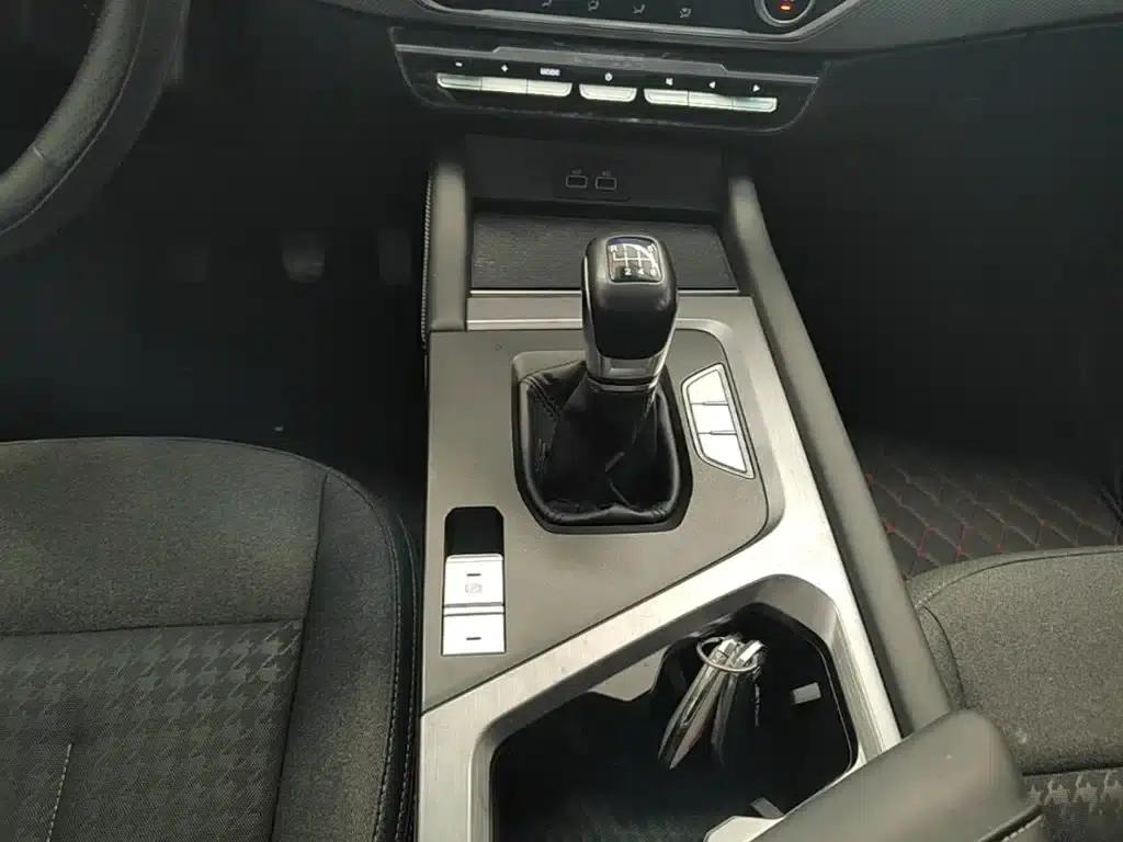 Jetour X70S 2022 1.5T Manual Youth Edition 5-seater — миниатюра 14