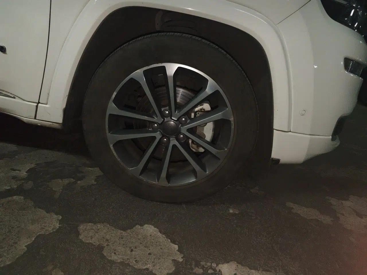 Jeep Grand Commander 2018 2.0T Four-Wheel Drive Smart Enjoyment Version China V Emission Standard — миниатюра 8