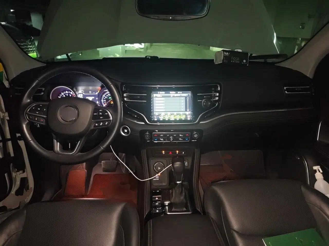 Jeep Grand Commander 2018 2.0T Four-Wheel Drive Smart Enjoyment Version China V Emission Standard — миниатюра 9