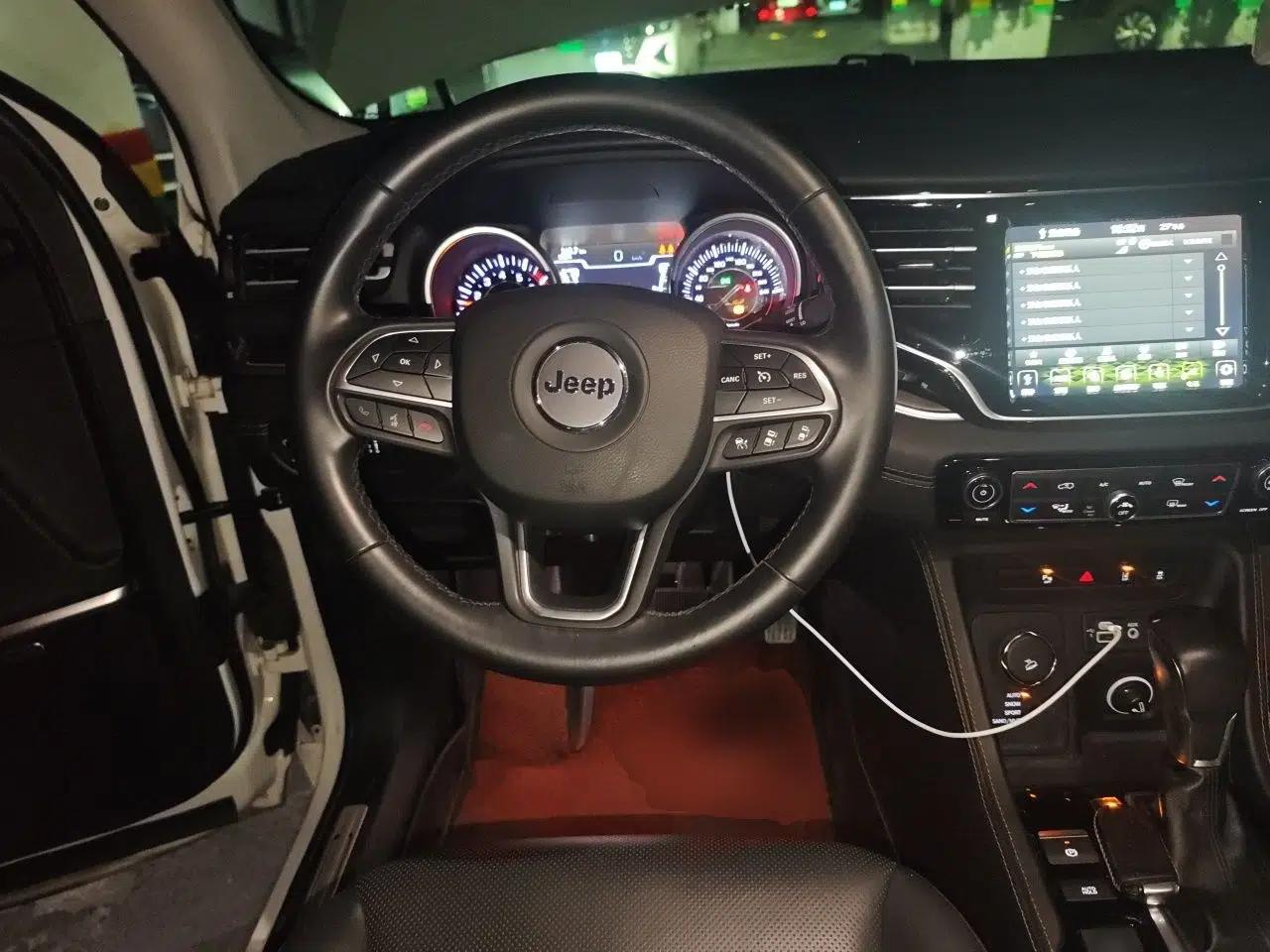 Jeep Grand Commander 2018 2.0T Four-Wheel Drive Smart Enjoyment Version China V Emission Standard — миниатюра 10