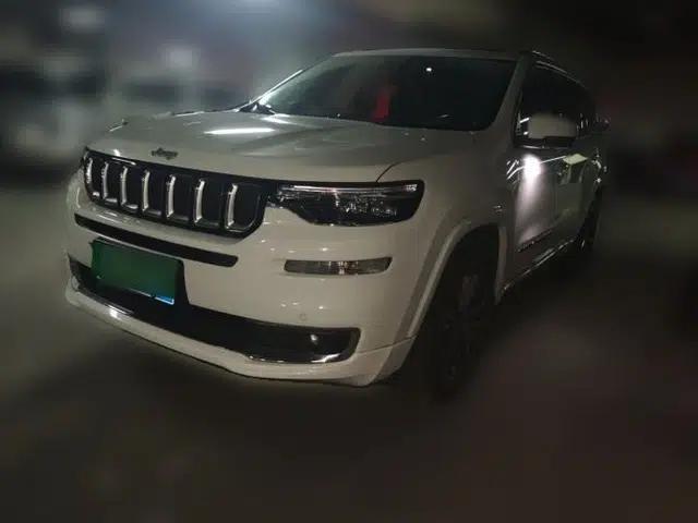 Jeep Grand Commander 2018 2.0T Four-Wheel Drive Smart Enjoyment Version China V Emission Standard