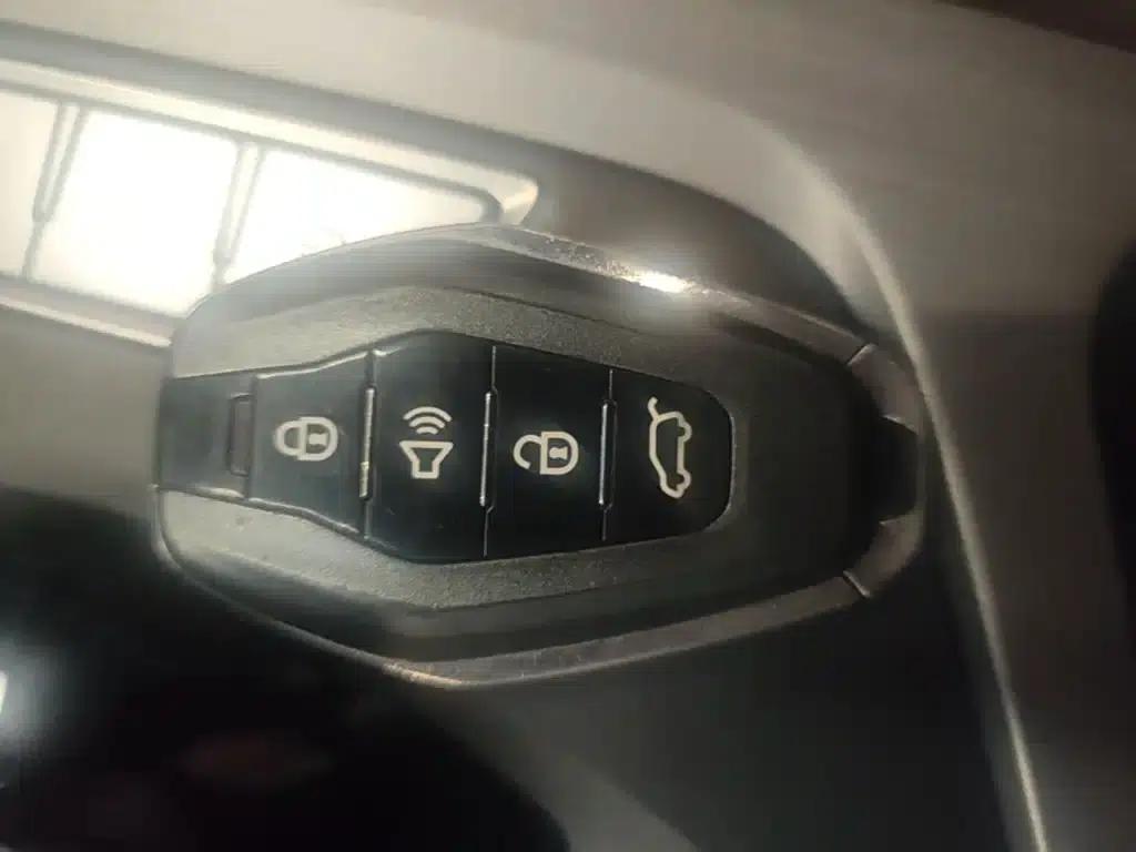 Jetour X95 2023 1.6T DCT Era Edition 7-seater — миниатюра 9