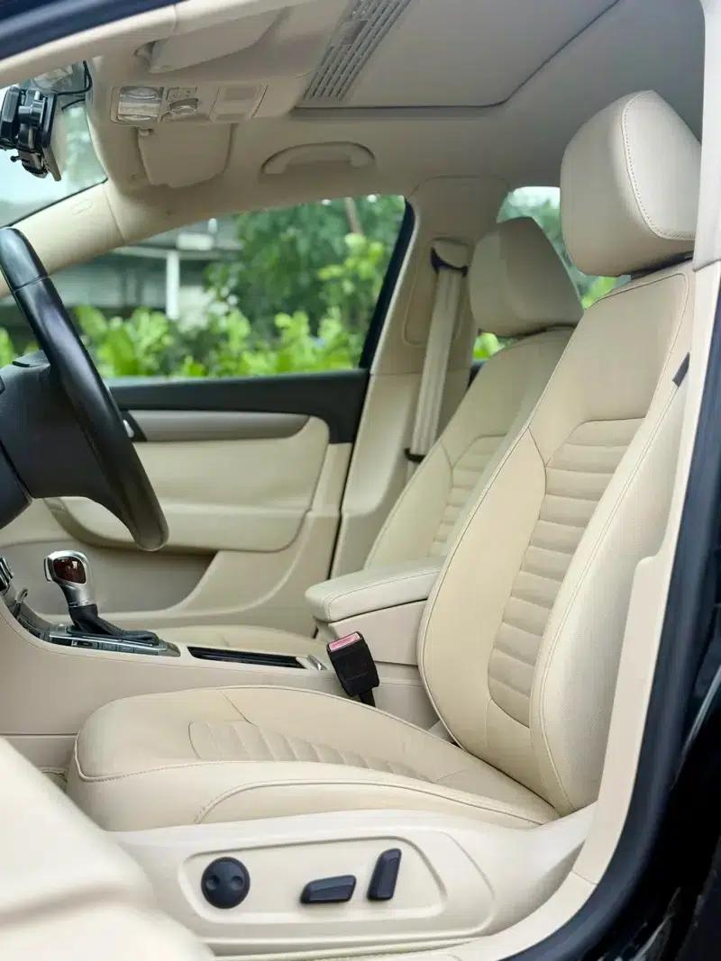 2013 Volkswagen Passat 1.8TSI Leading Edition — миниатюра 16