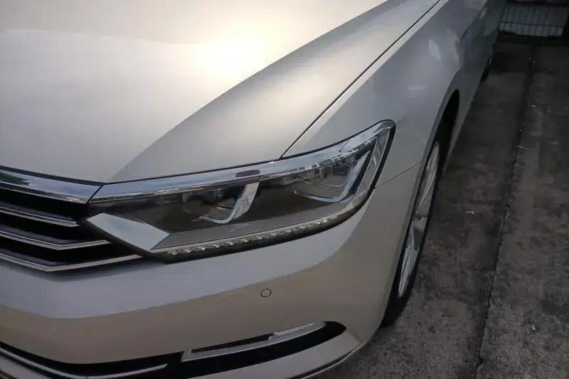 2017 Volkswagen Passat 380TSI DSG Luxury — миниатюра 4