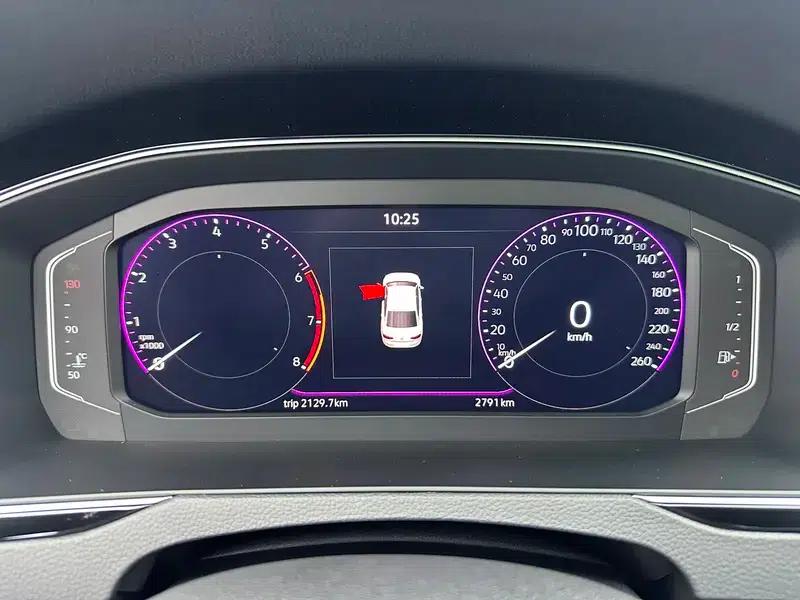 2024 Volkswagen Magotan 330TSI DSG Luxury Edition (2 Million Units Limited Edition) — миниатюра 15