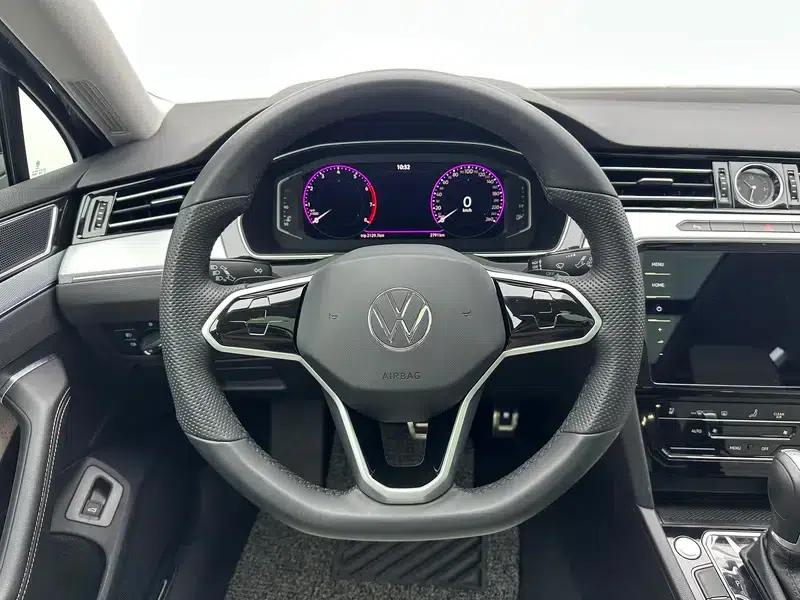 2024 Volkswagen Magotan 330TSI DSG Luxury Edition (2 Million Units Limited Edition) — миниатюра 16
