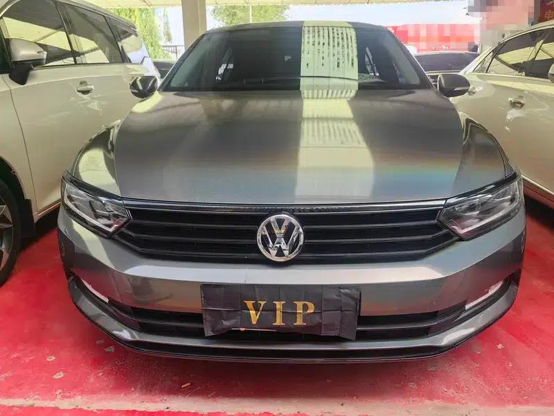 2017 Volkswagen Magotan 330TSI DSG Leading Edition — миниатюра 2