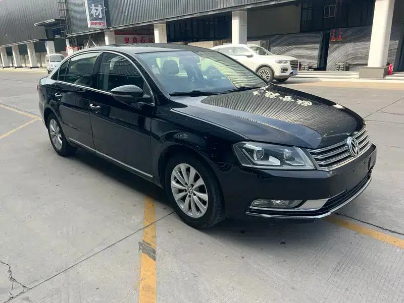 2012 Volkswagen Passat Facelift 1.8TSI Comfort Model — миниатюра 3