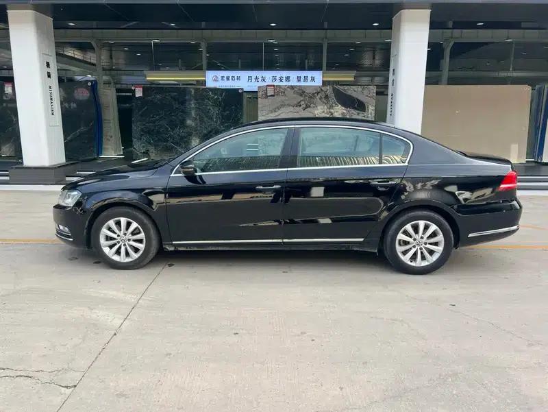 2012 Volkswagen Passat Facelift 1.8TSI Comfort Model — миниатюра 4