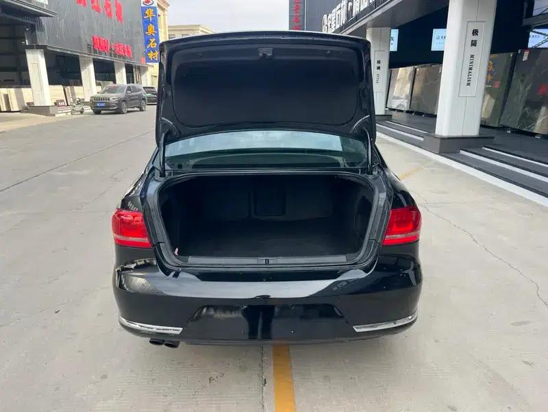 2012 Volkswagen Passat Facelift 1.8TSI Comfort Model — миниатюра 47