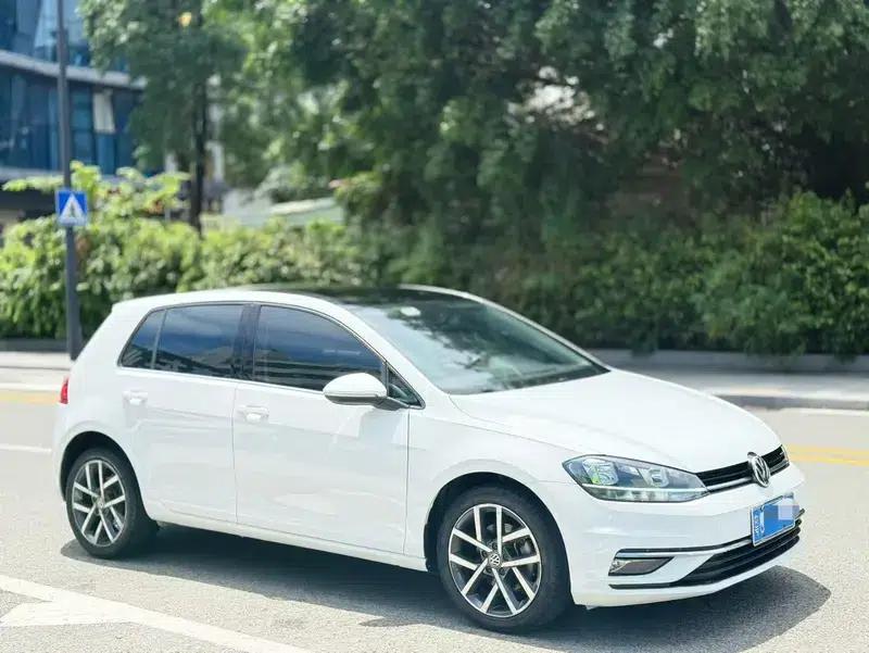2020 Golf 200TSI DSG Comfort — миниатюра 3