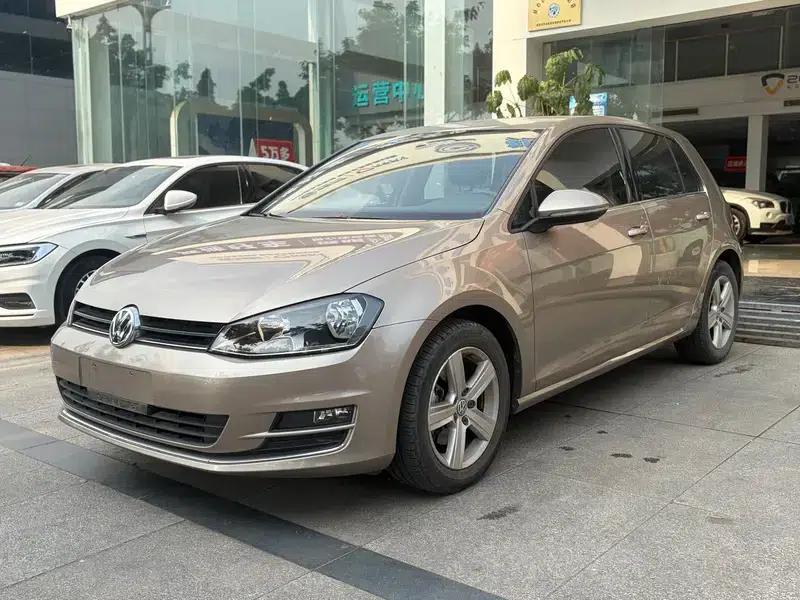 2016 Golf 1.6L Automatic Comfort — миниатюра 1
