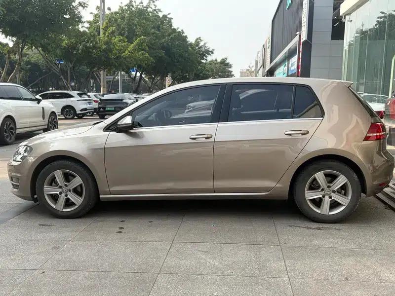 2016 Golf 1.6L Automatic Comfort — миниатюра 2