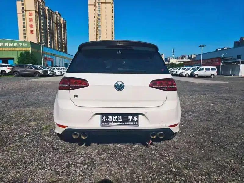 2017 Golf 280TSI Automatic R-Line Millionth Unit Edition — миниатюра 5
