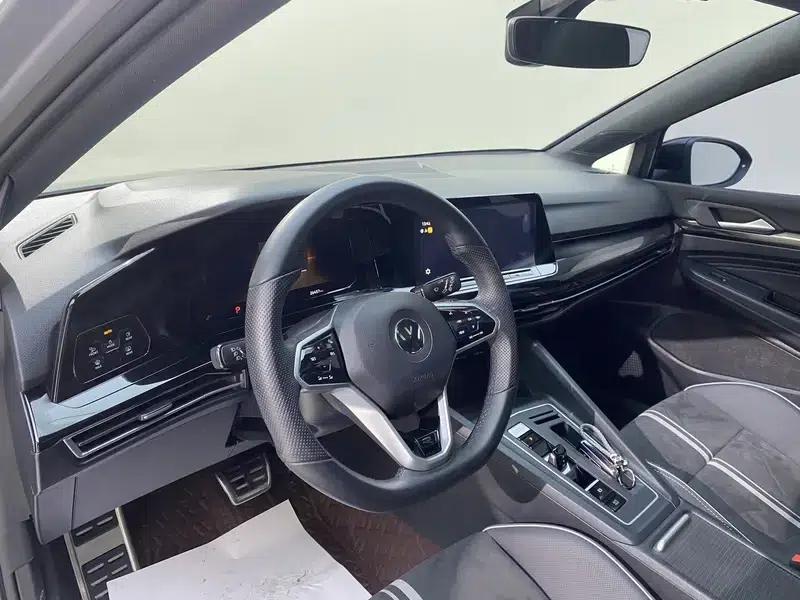 2023 Golf 280TSI DSG R-Line Lite — миниатюра 22