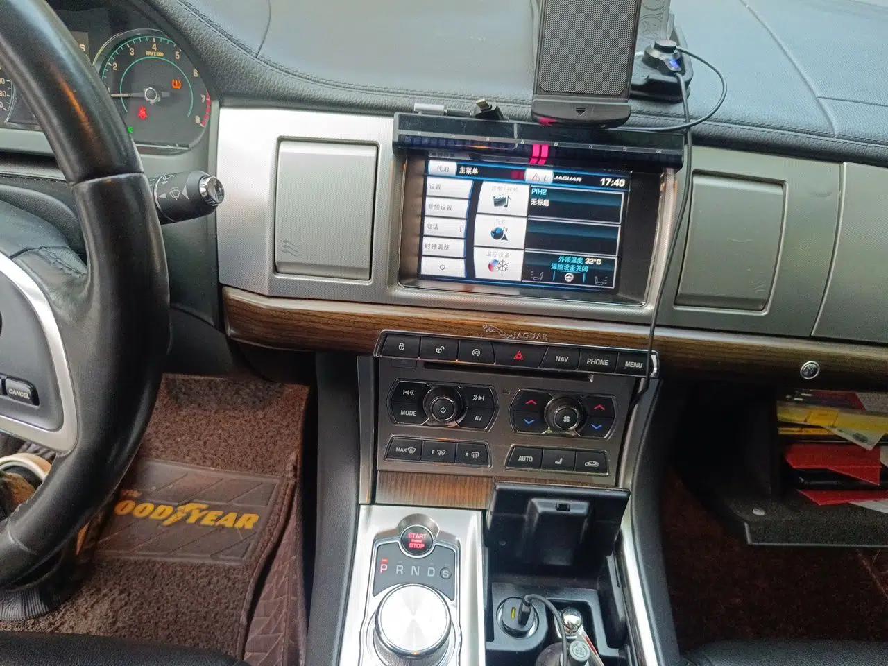 Jaguar XF 2015 XF 2.0T Prestige Edition — миниатюра 13