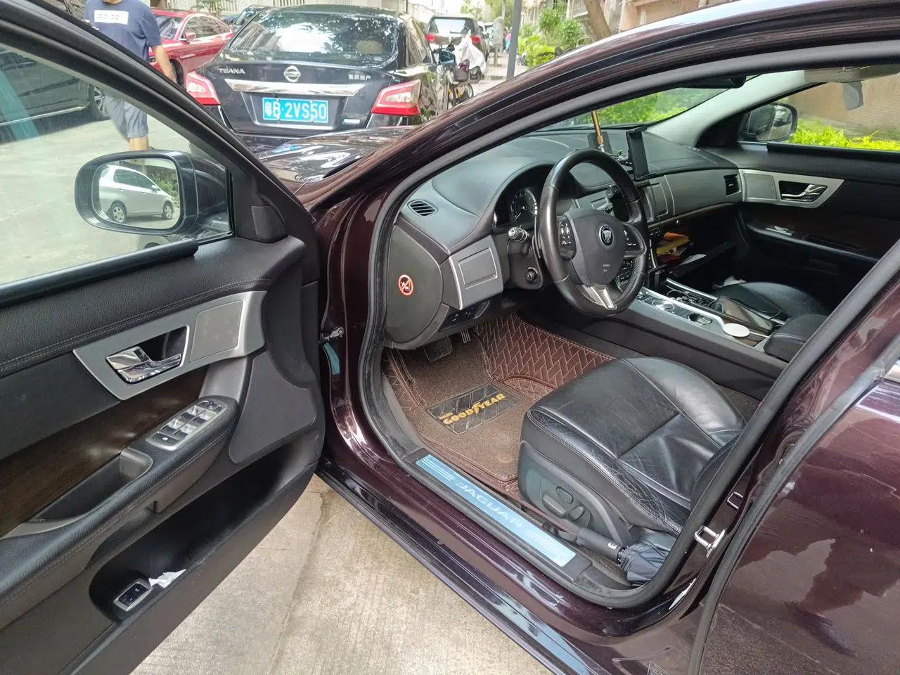 Jaguar XF 2015 XF 2.0T Prestige Edition — миниатюра 16