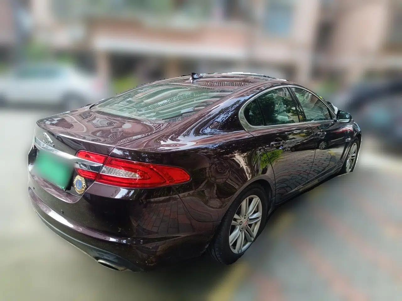 Jaguar XF 2015 XF 2.0T Prestige Edition — миниатюра 6