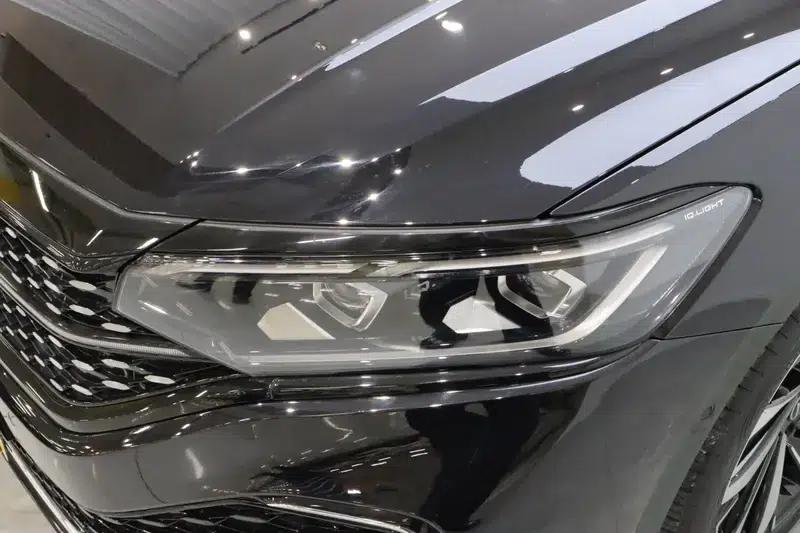 2022 Volkswagen Passat 330TSI Starry Sky Luxury Edition — миниатюра 12