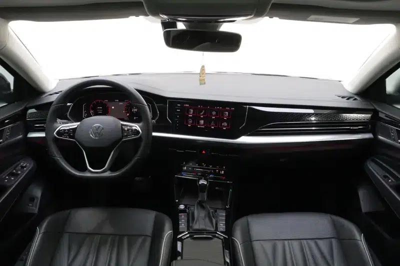 2022 Volkswagen Passat 330TSI Starry Sky Luxury Edition — миниатюра 14