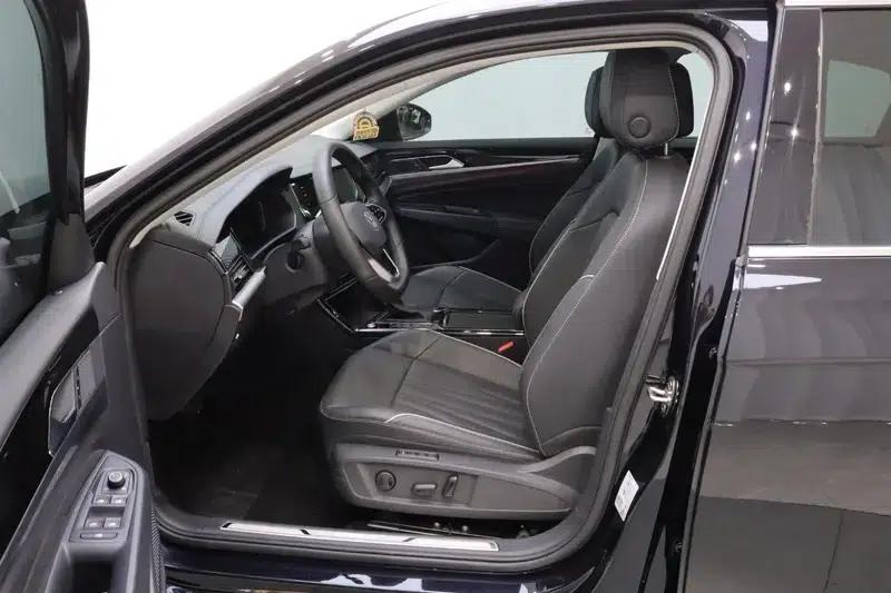 2022 Volkswagen Passat 330TSI Starry Sky Luxury Edition — миниатюра 17