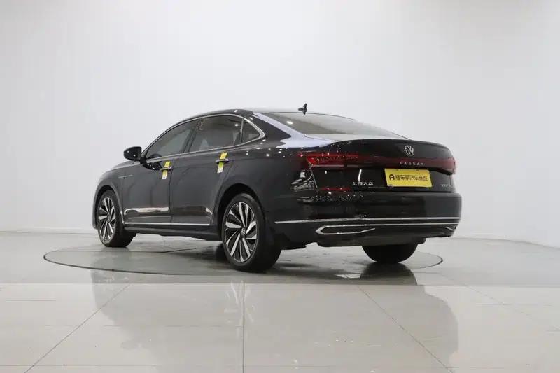 2022 Volkswagen Passat 330TSI Starry Sky Luxury Edition — миниатюра 5