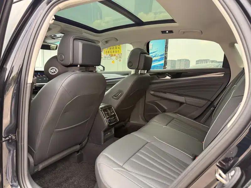 2024 Passat 380TSI Starry Sky Luxury Edition — миниатюра 17
