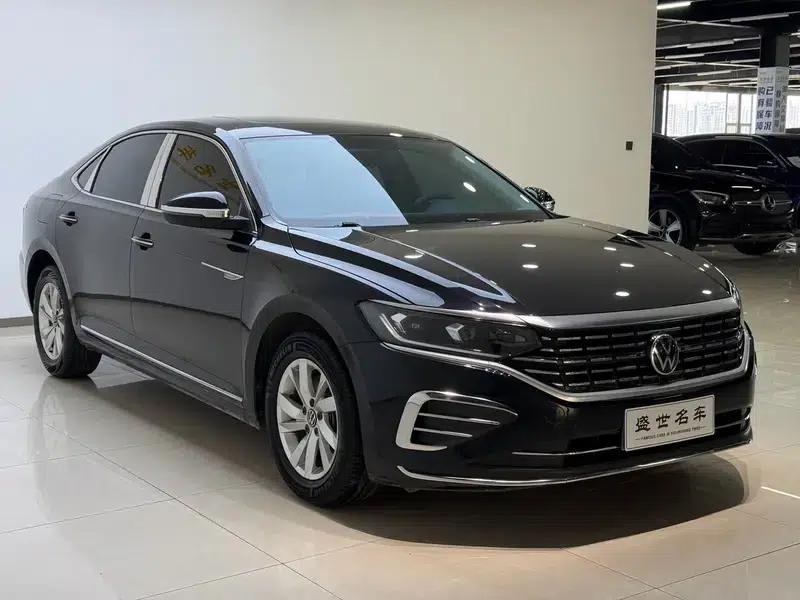 2022 Volkswagen Passat 280TSI Business Edition — миниатюра 3
