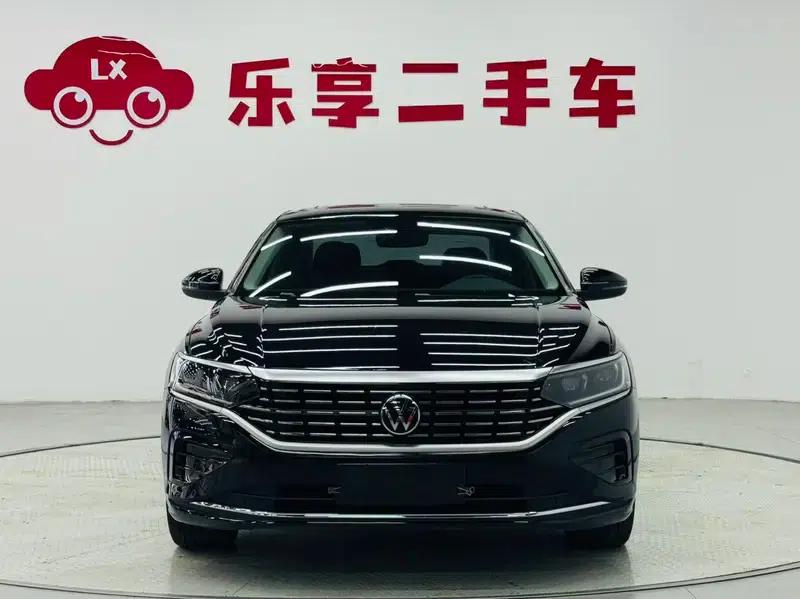 2022 Volkswagen Passat 330TSI Elite Edition — миниатюра 2
