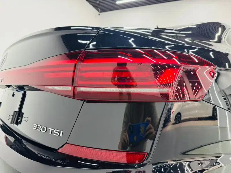 2022 Volkswagen Passat 330TSI Elite Edition — миниатюра 12