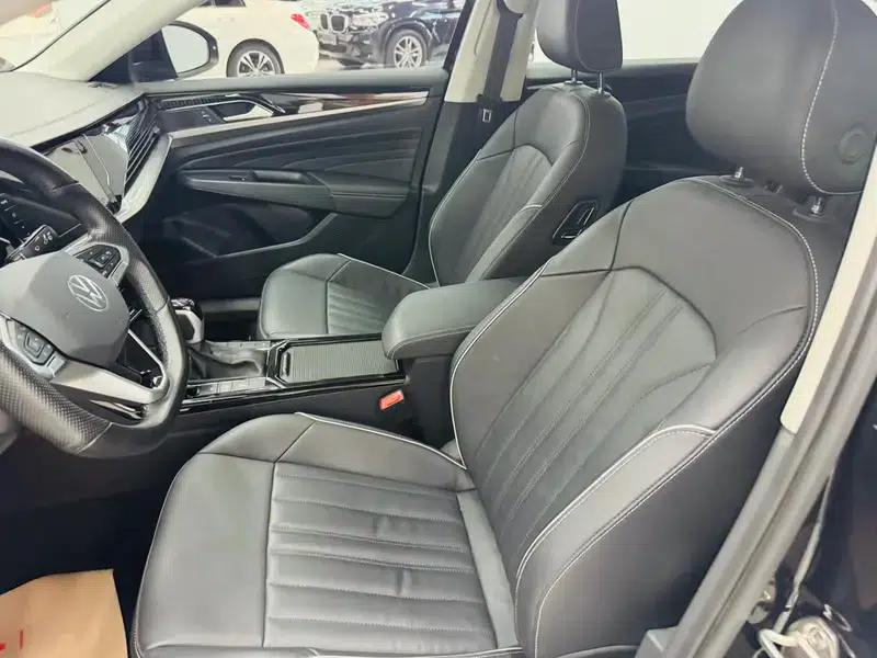 2022 Volkswagen Passat 330TSI Elite Edition — миниатюра 22
