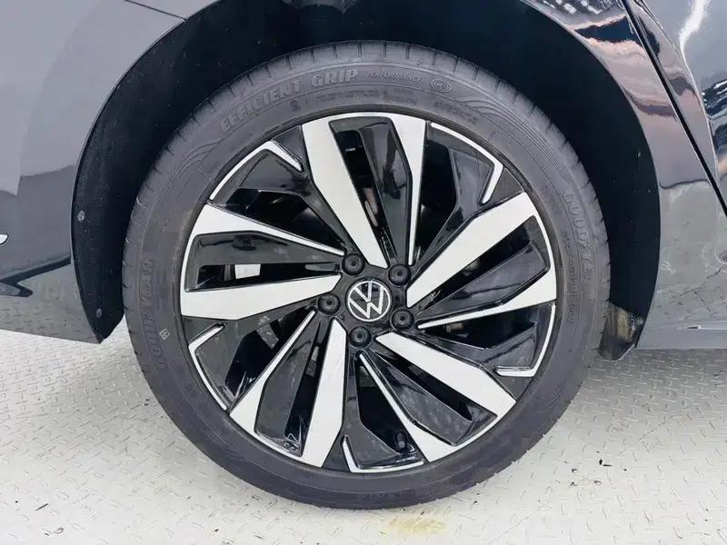 2022 Volkswagen Passat 330TSI Elite Edition — миниатюра 9