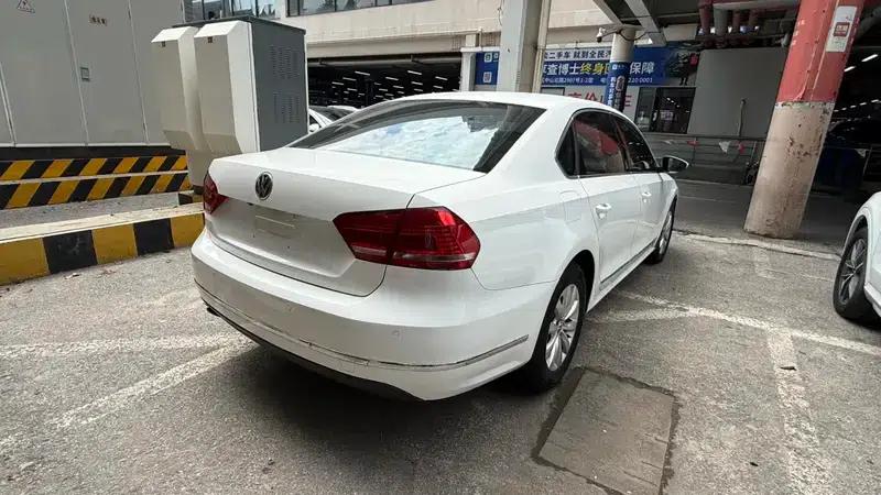 2015 Passat 1.8TSI Automatic Premium Edition — миниатюра 6