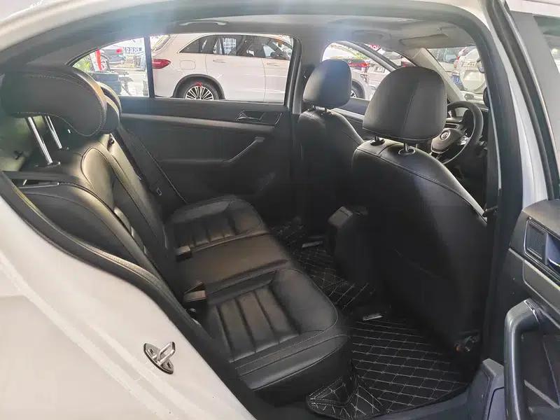 2015 Volkswagen Lavida 1.6L Automatic Fashion Edition — миниатюра 9