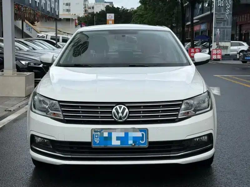 2017 Volkswagen Lavida 230TSI DSG Comfort Edition — миниатюра 2