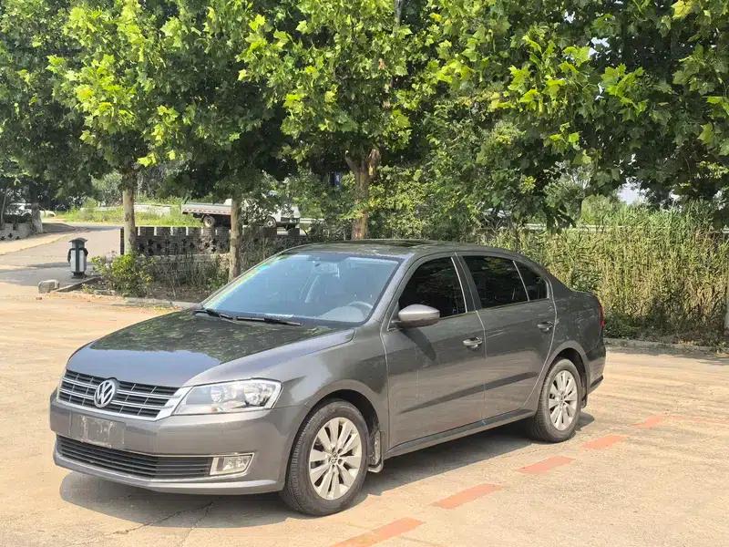 2013 Volkswagen Lavida Classic Facelift 1.6L Automatic Comfort Edition — миниатюра 1