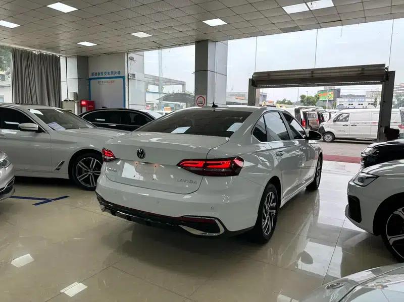 2024 Volkswagen Lavida 1.5L Automatic Starry Sky Five Million Edition — миниатюра 6