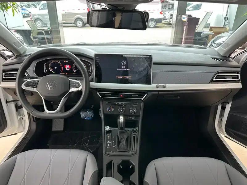2024 Volkswagen Lavida 1.5L Automatic Starry Sky Five Million Edition — миниатюра 7