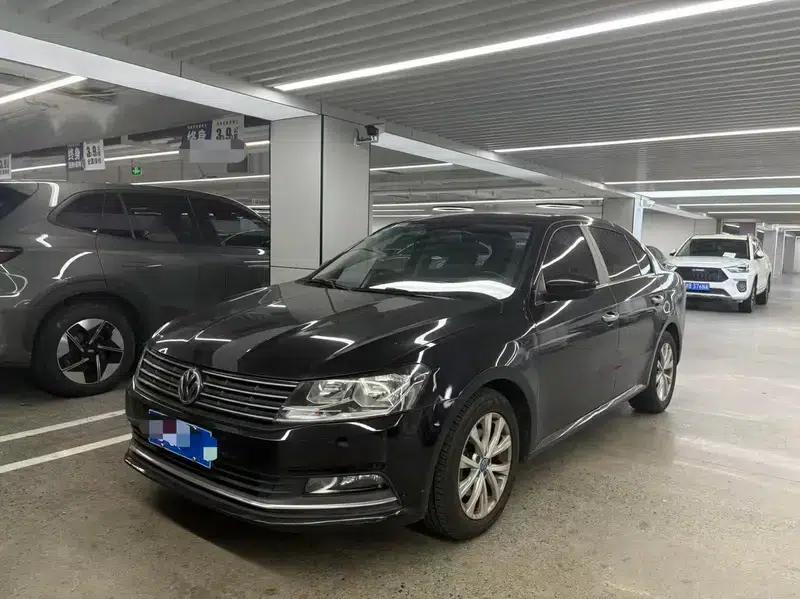 2017 Volkswagen Lavida 230TSI DSG Comfort Edition — миниатюра 1