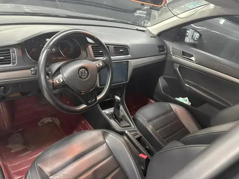 2017 Volkswagen Lavida 230TSI DSG Comfort Edition — миниатюра 11