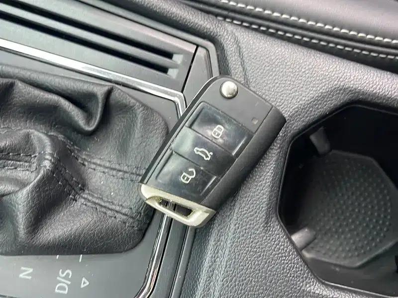 2021 Volkswagen Lavida 280TSI DSG Comfort Edition — миниатюра 11