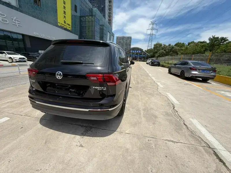 Tiguan L 2018 330TSI Automatic 2WD Comfort Edition — миниатюра 6
