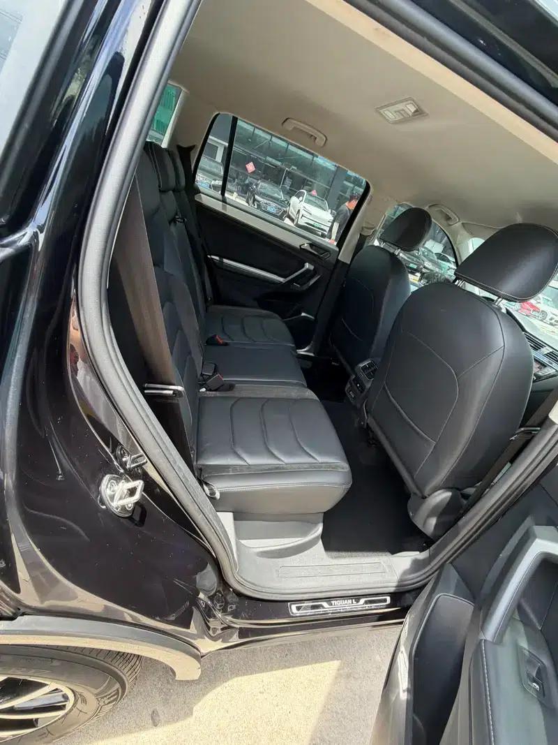 Tiguan L 2018 330TSI Automatic 2WD Comfort Edition — миниатюра 7