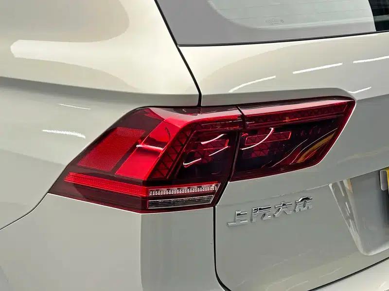 Tiguan L 2019 330TSI Automatic 2WD R-Line Flagship Edition (China VI Emission Standard) — миниатюра 13